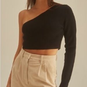 Black Long Sleeve One Shoulder Knit Top